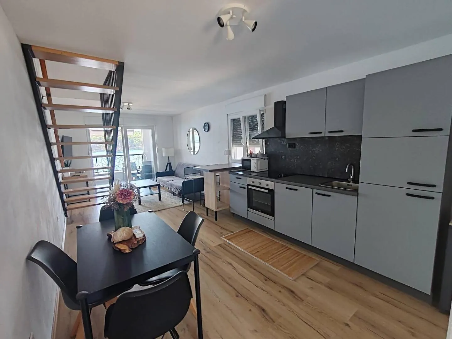 Apartman Pilot Brgulje 0*,  Хорватия